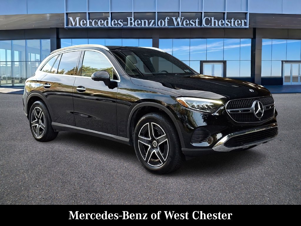 2026 Mercedes-Benz GLC 300 AWD 4MATIC® photo 1