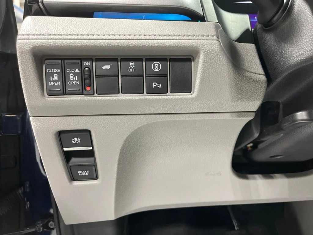 2024 Honda Odyssey Touring - Photo 13