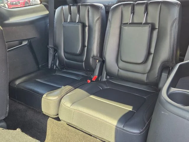 Used 2018 Gray Ford Limited image 15