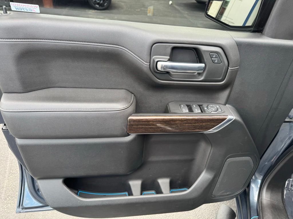 Used 2021 Blue GMC Elevation image 12