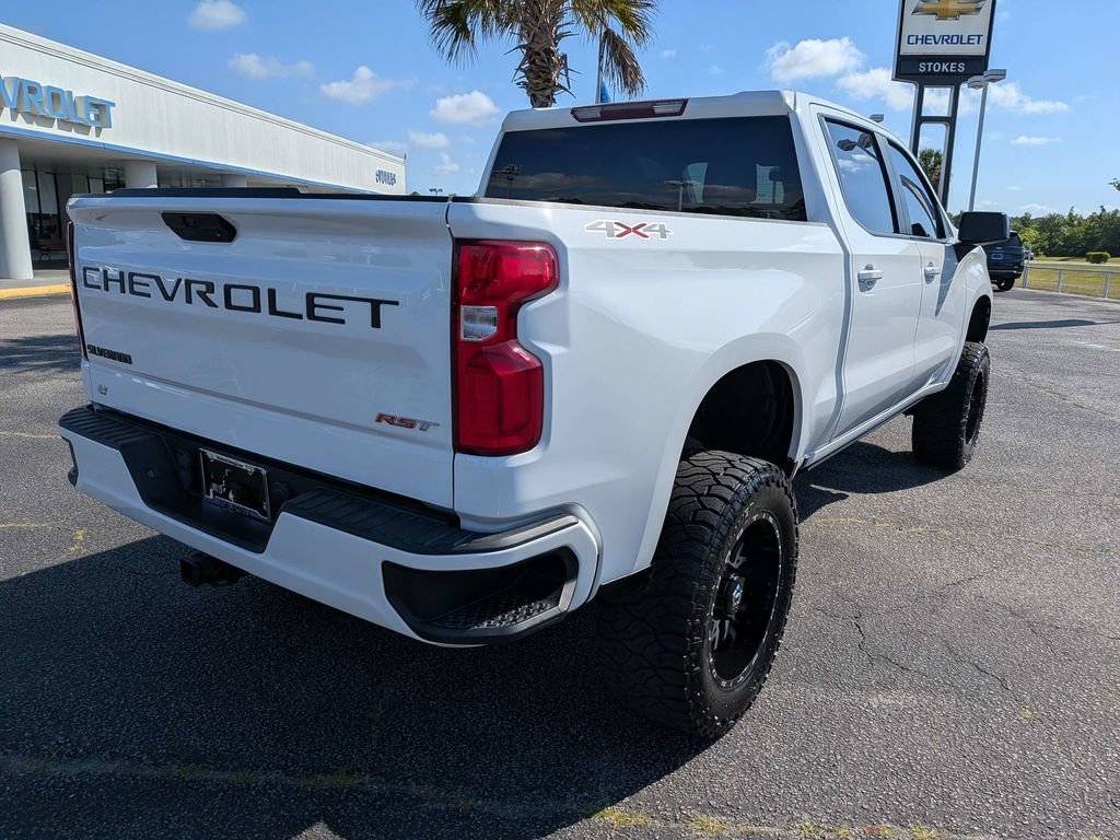 Used 2020 White Chevrolet RST image 5
