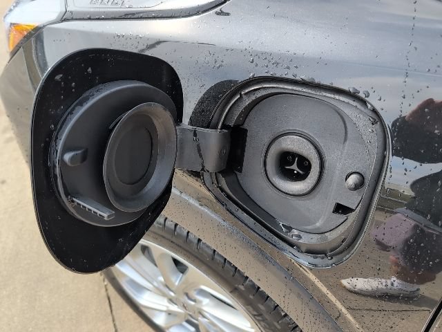 2027 Chevrolet Bolt LT - Photo 30