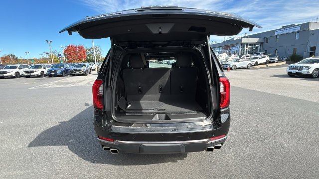 2025 GMC Yukon AT4 Ultimate - Photo 34