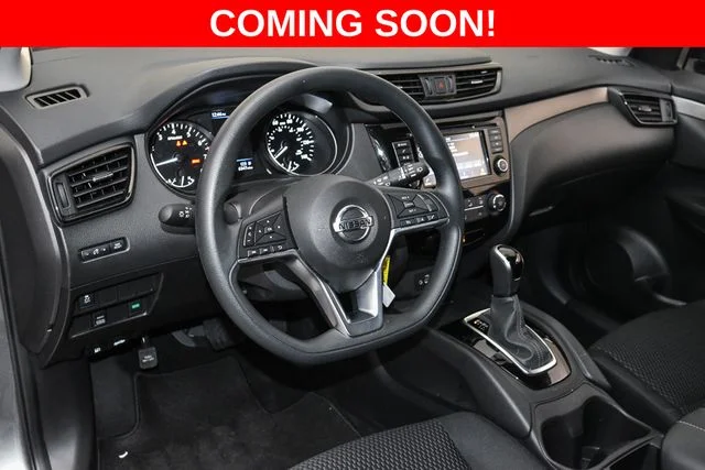 Used 2019 Gray Nissan S image 15