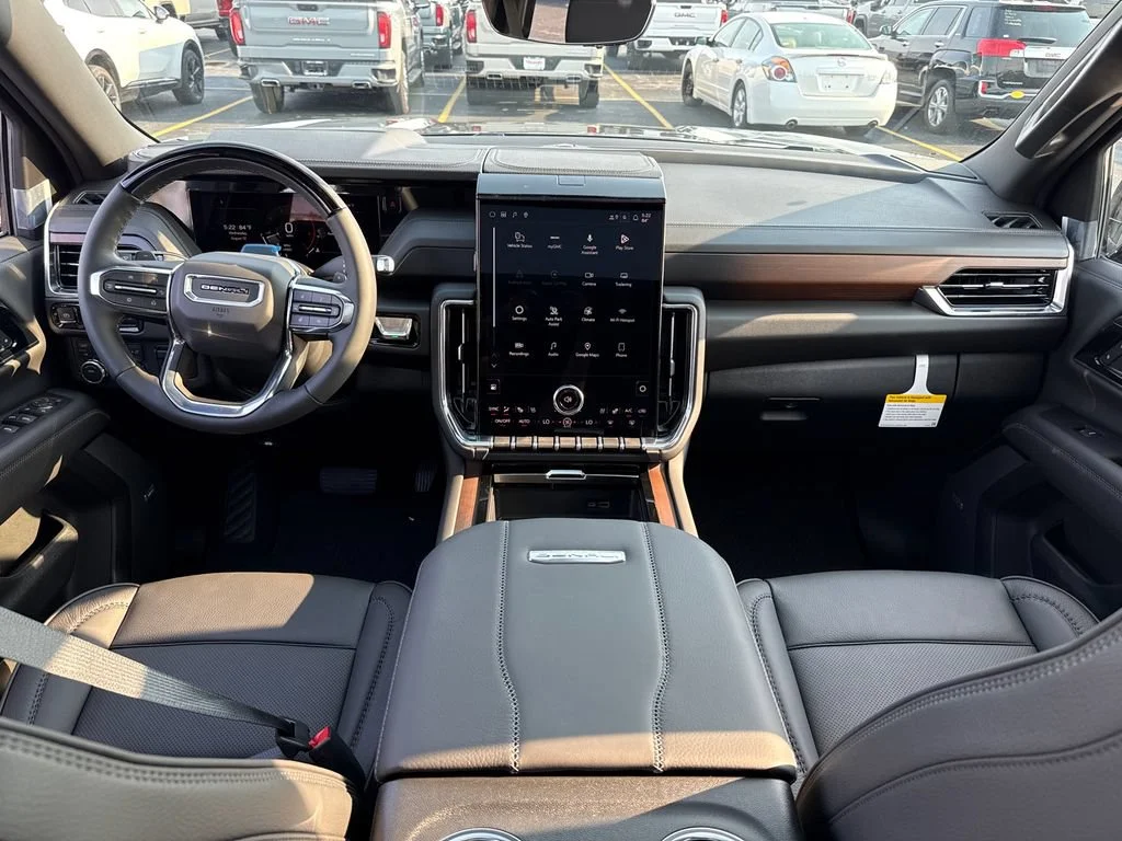2026 GMC Yukon XL Denali - Photo 28