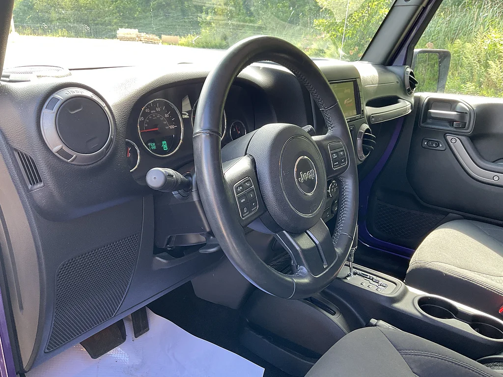 Used 2017 Xtreme Purple Clear Coat Jeep Sport image 10