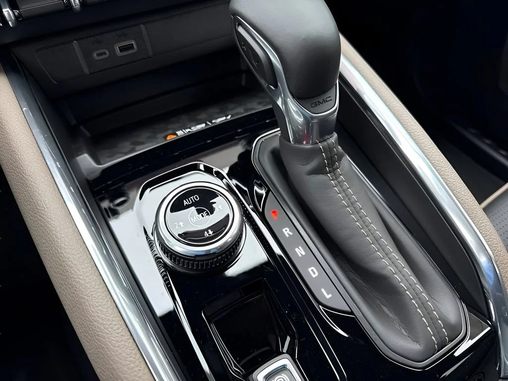 New 2026 Glacier Metallic GMC Denali image 27