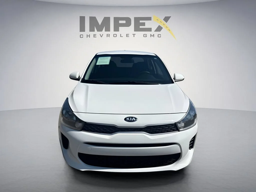 Used 2020  Kia LX image 9
