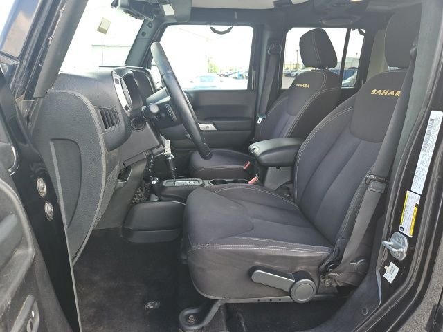Used 2013 Black Jeep Unlimited Sahara image 17