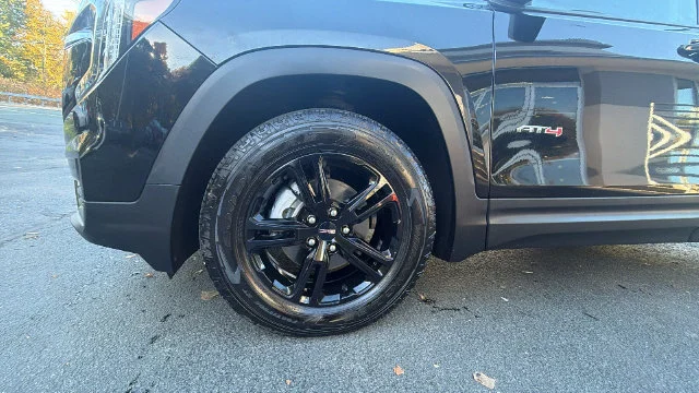 Used 2023 Black GMC AT4 image 9