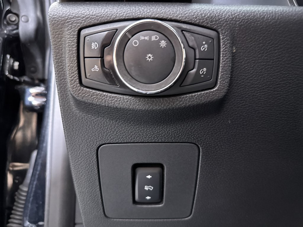 Used 2016 Shadow Black Ford XLT image 25
