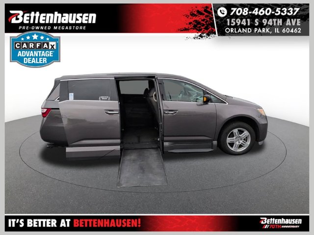 Pre-Owned 2011 Honda Odyssey Touring With Navigation