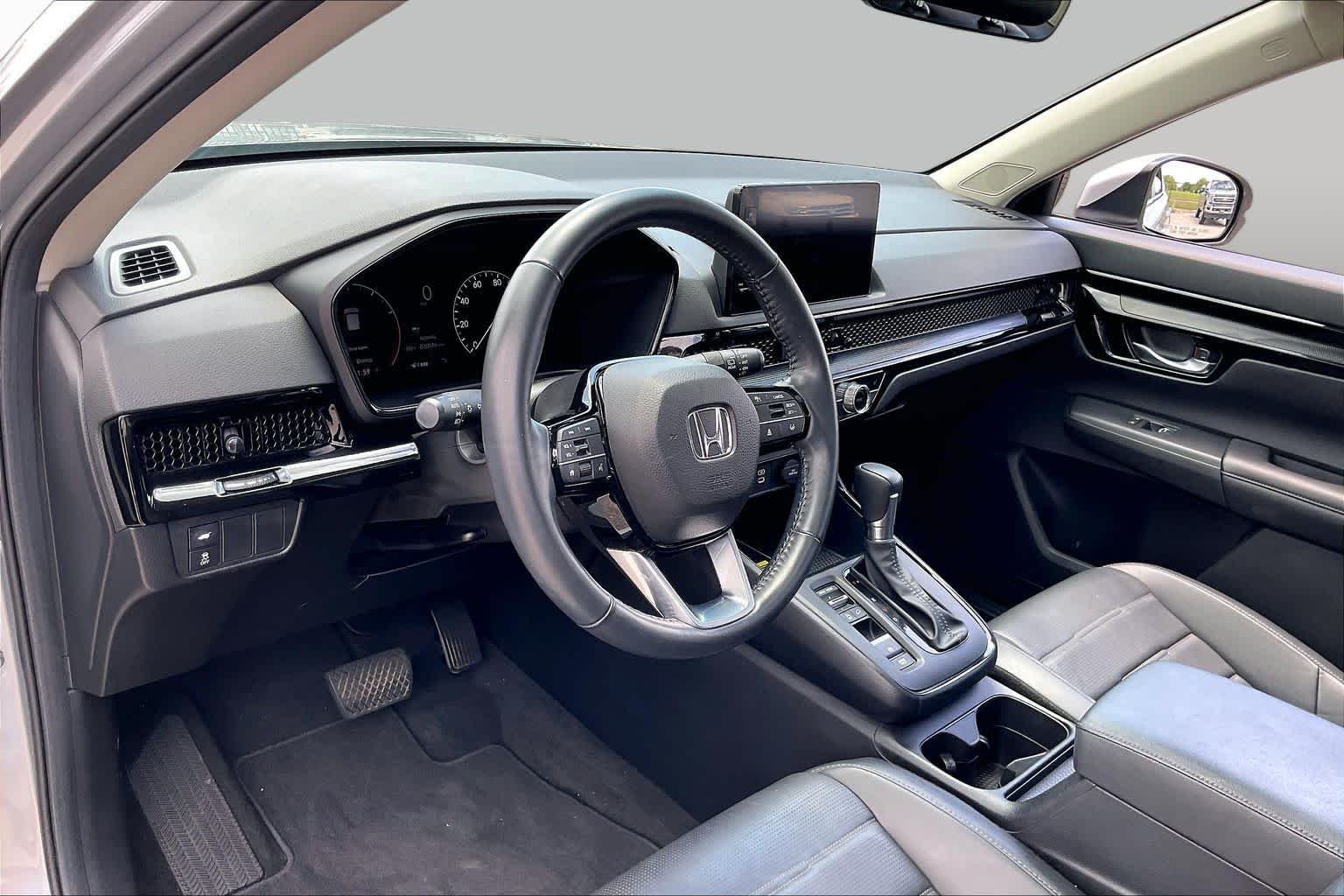 Used 2023 Lunar Silver Metallic Honda EX-L image 14