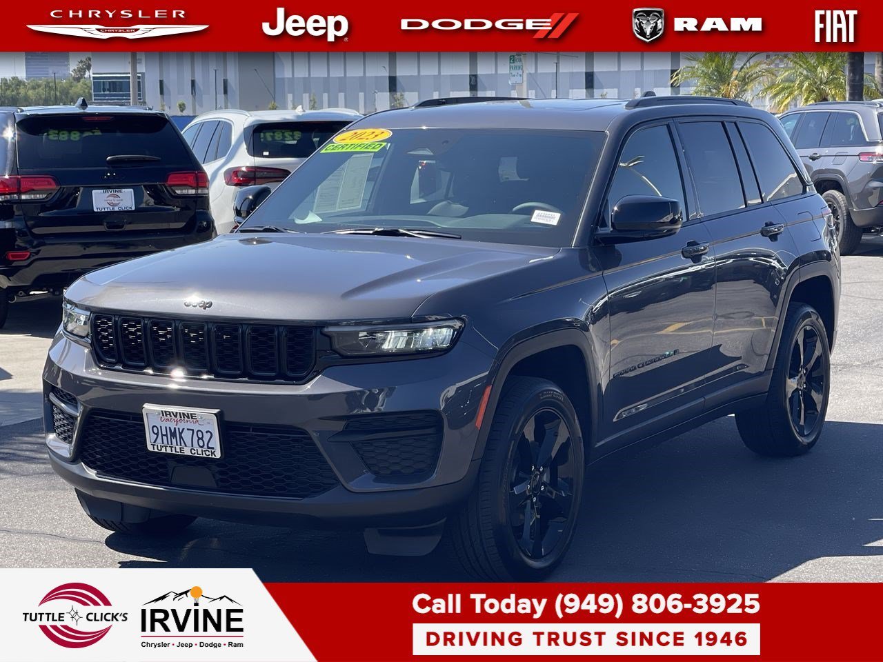 Certified Used 2023 Baltic Gray Metallic Clearcoat Jeep Altitude image 3