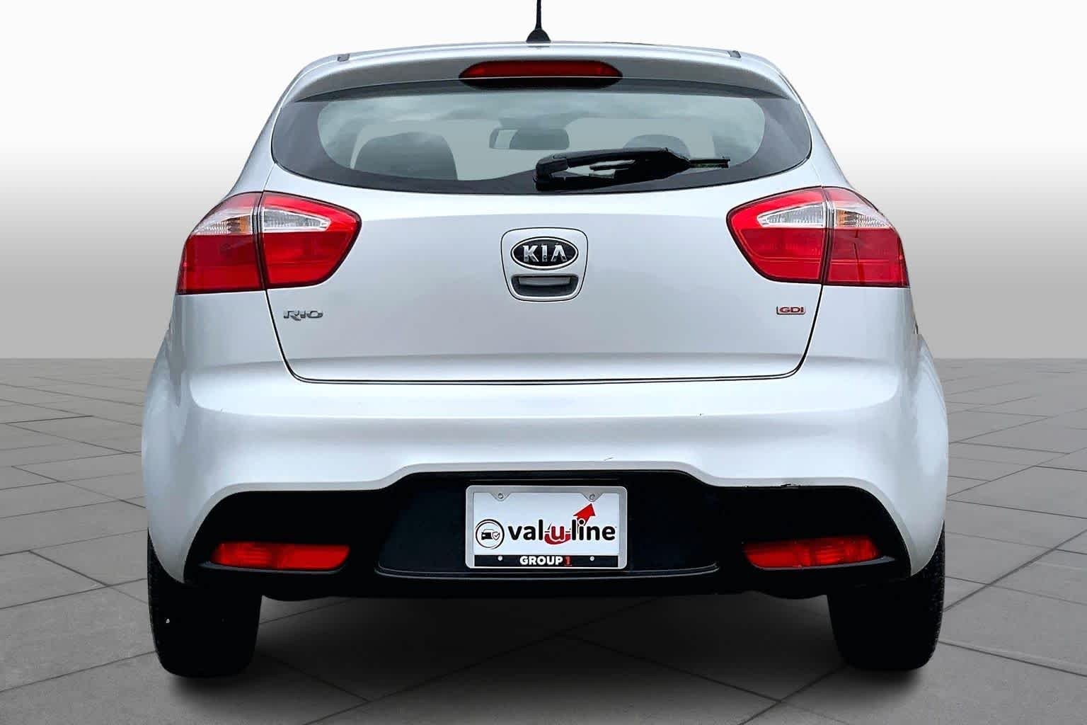Used 2012 Bright Silver Kia LX image 5