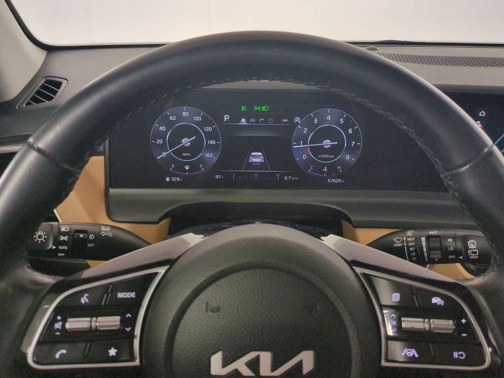 Used 2024 White Kia EX image 34