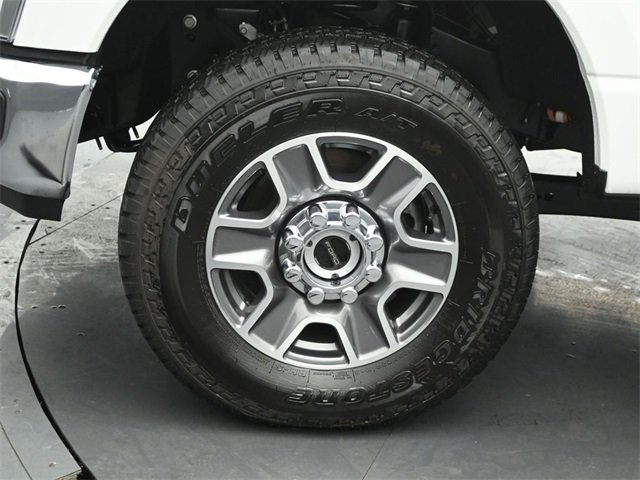 2025 FORD F-250 - Image 33