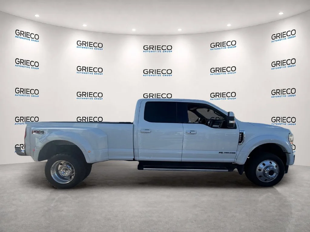 Used 2022 White Ford Lariat image 8