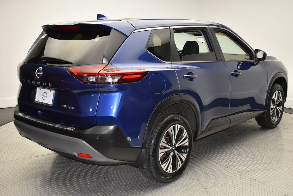 Used 2023 Blue Nissan SV image 5