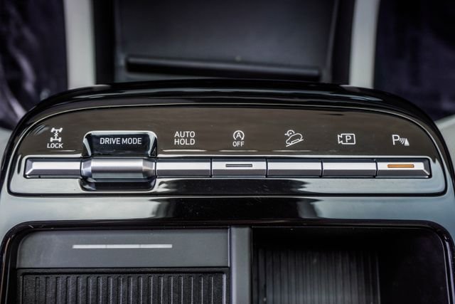 Certified Used 2025 White Hyundai Limited image 19