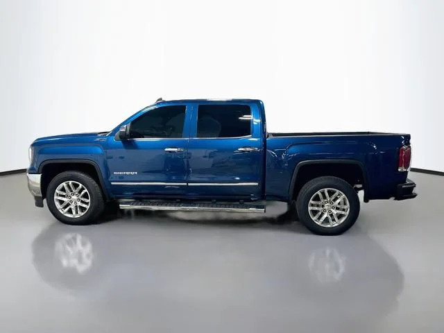 Used 2018 STONE BLUE METALLIC GMC SLT image 9