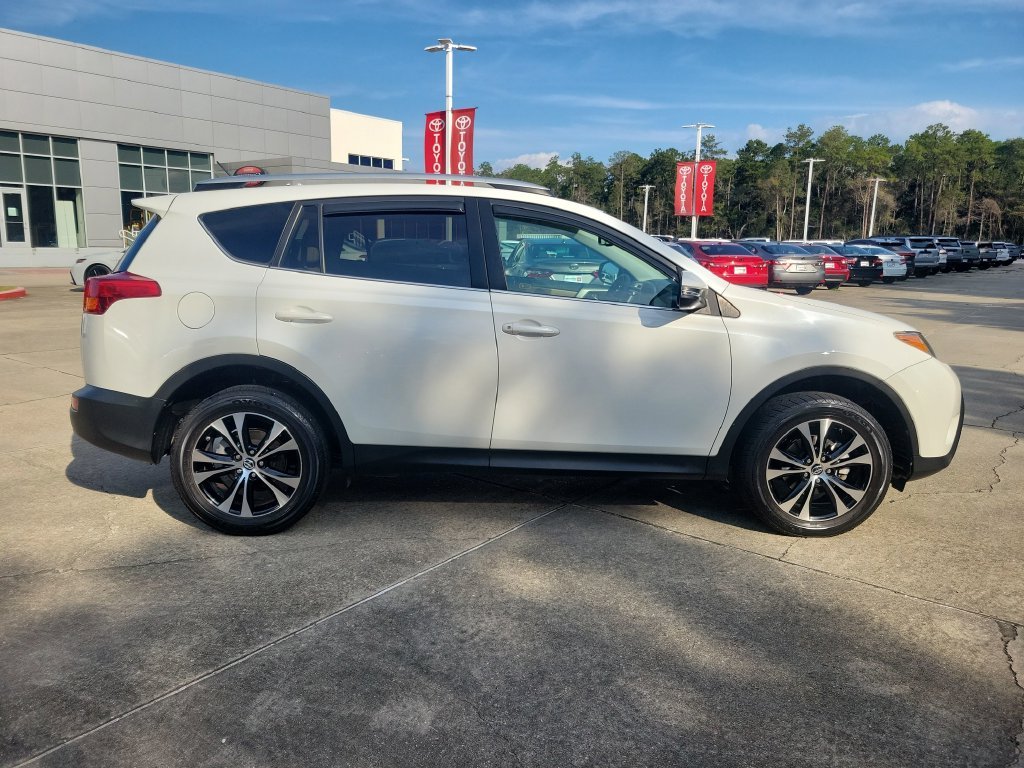 Used 2015 White Toyota Limited image 9