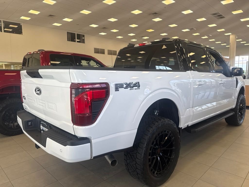 New 2026 Oxford White Ford XLT image 3