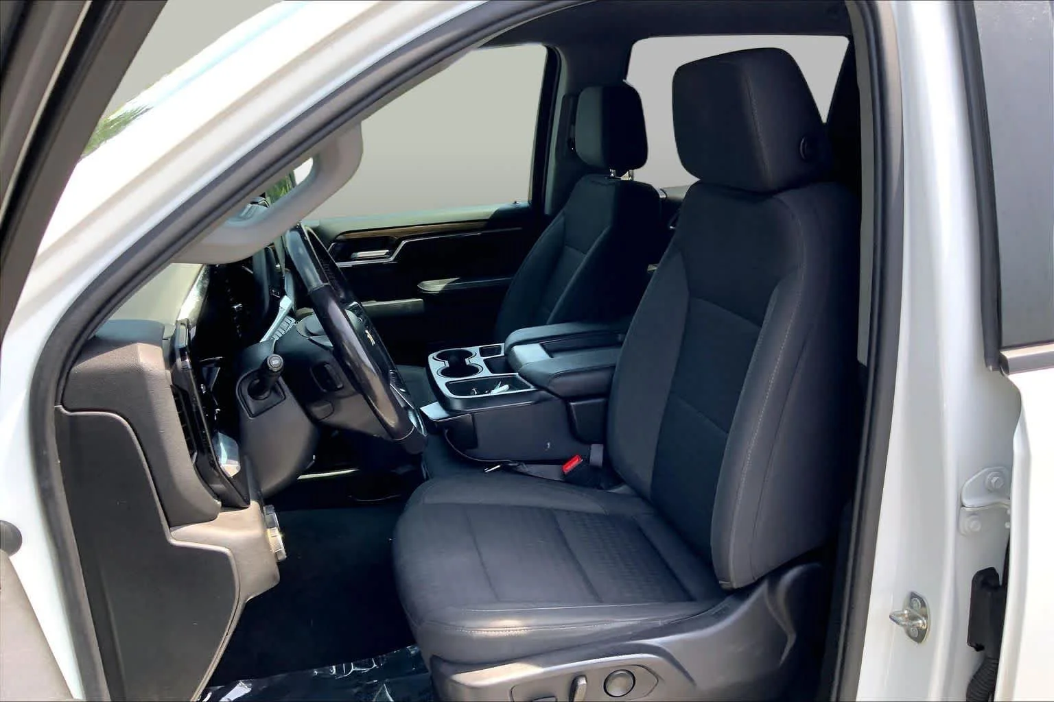 Certified Used 2022 Summit White Chevrolet LT image 9
