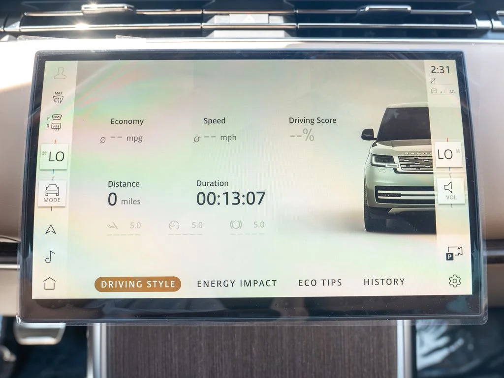 Certified Used 2026  Land Rover SE image 27