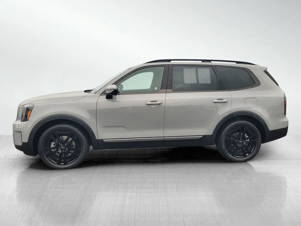 Used 2023 Gray Kia SX X-Line image 7