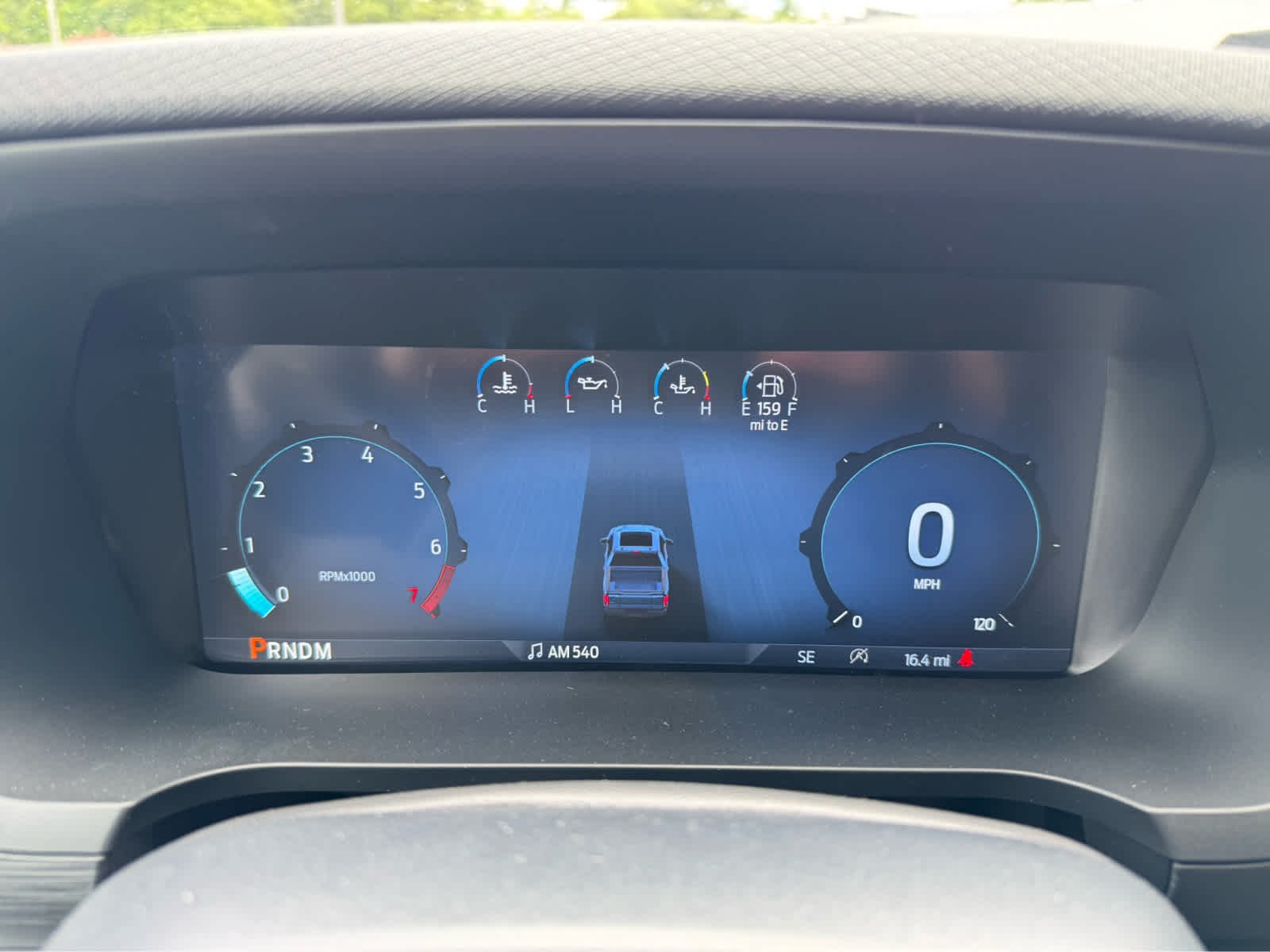 New 2026 Carbonized Gray Metallic Ford XLT image 18