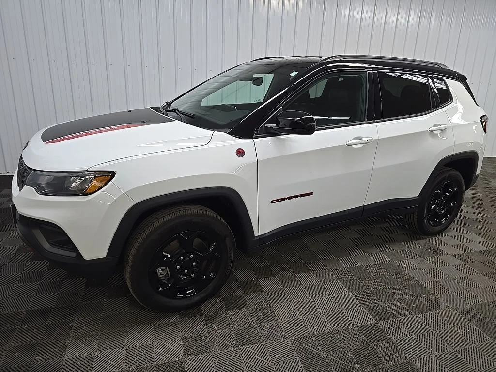 Used 2024 White Jeep Trailhawk image 6
