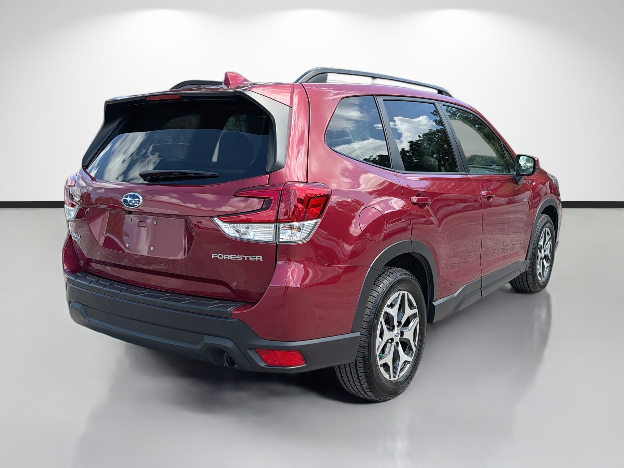 Used 2020 Crimson Red Pearl Subaru Premium image 3