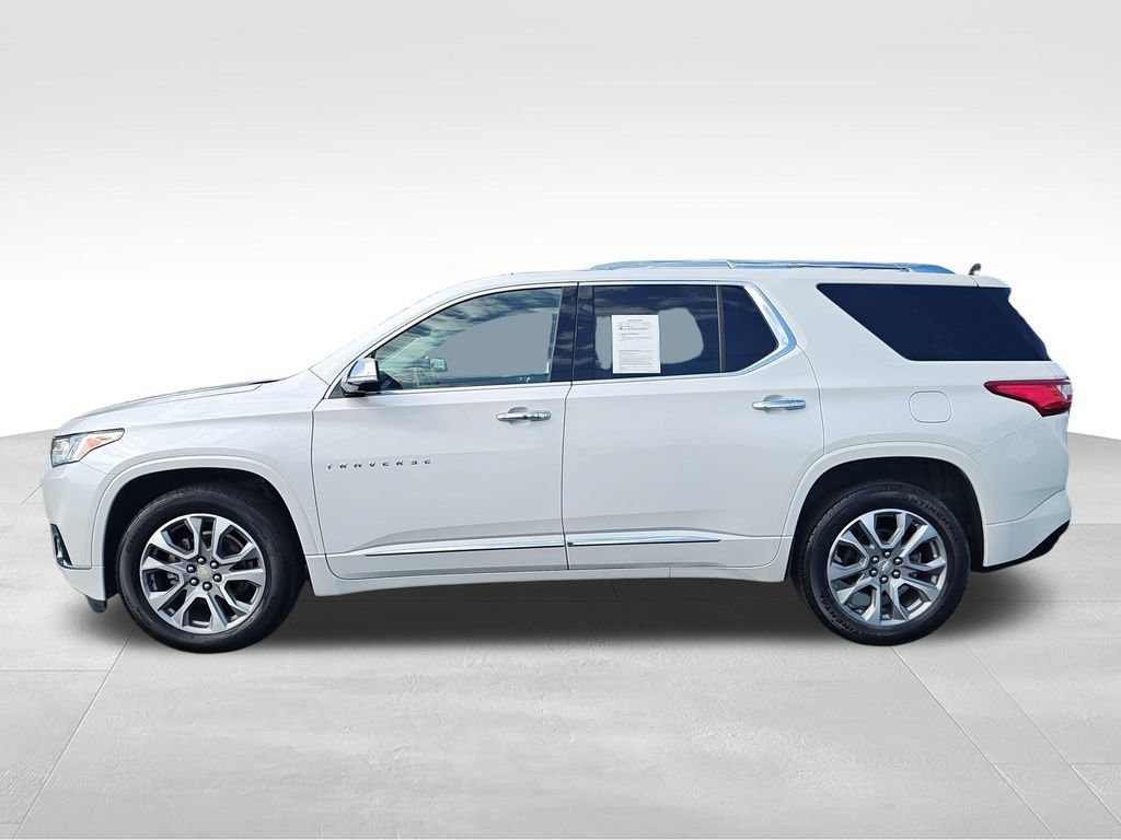 Used 2020 IRIDESCENT PEARL TRICOAT Chevrolet Premier image 2
