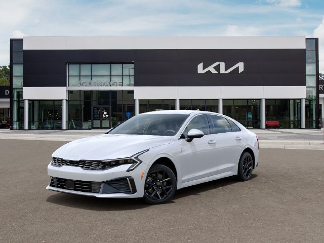 New 2027 White Kia LXS image 1