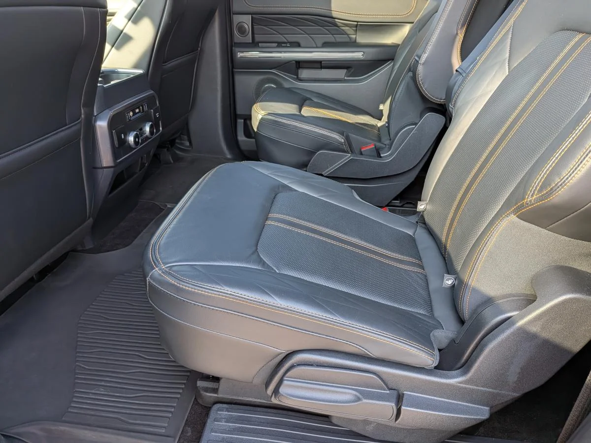 Used 2022 Blue Ford Platinum Max image 18