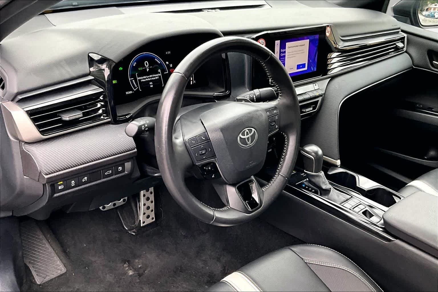Used 2025 Underground Toyota SE image 18