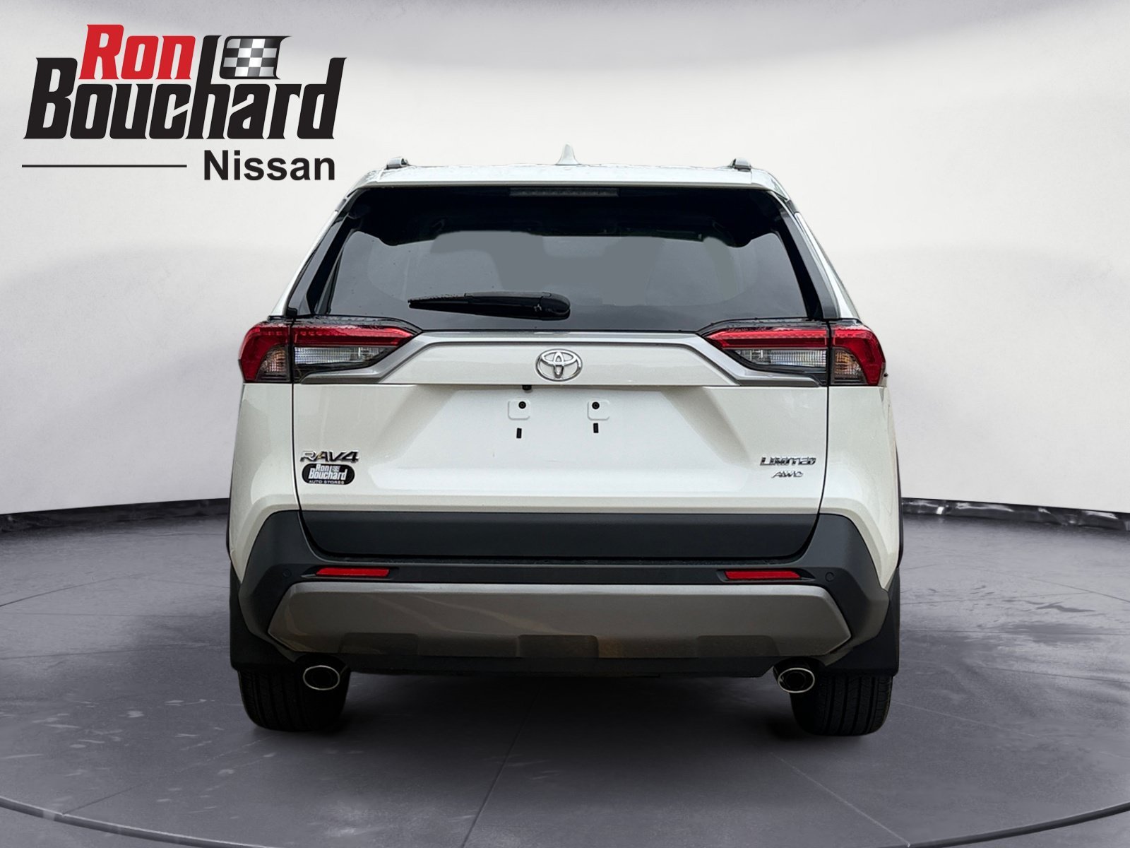 Used 2021 Blizzard Pearl Toyota Limited image 3