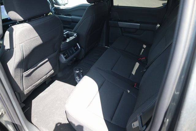 2025 Ford F-150 XLT - Photo 23