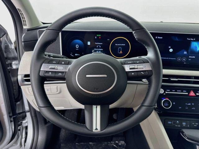 New 2026 Silver Hyundai SEL Premium FWD image 15