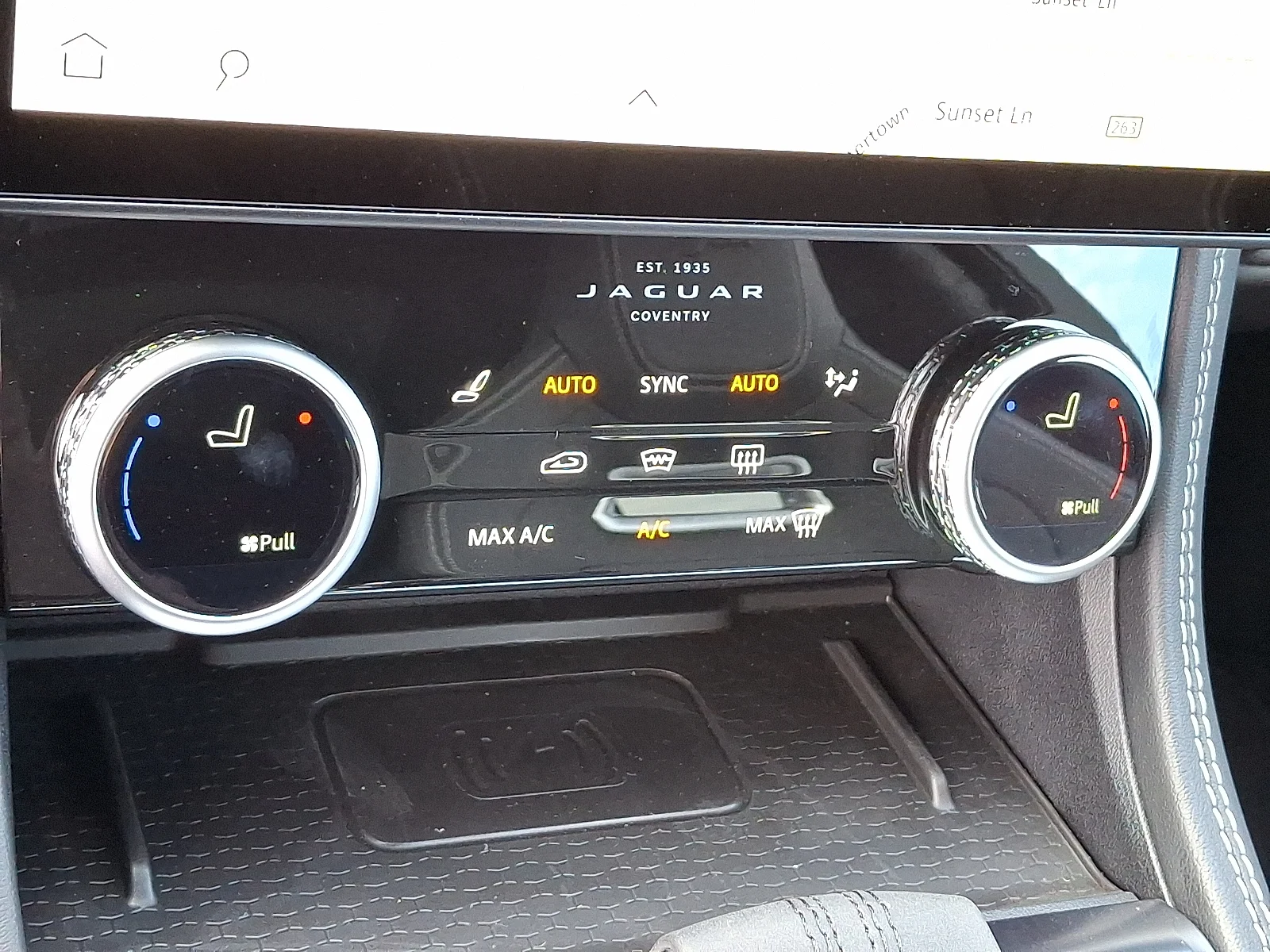 2026 Jaguar F-Pace R-Dynamic S - Photo 16