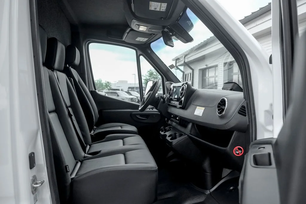 New 2026 Arctic White Mercedes-Benz Cab Chassis 170 WB image 19