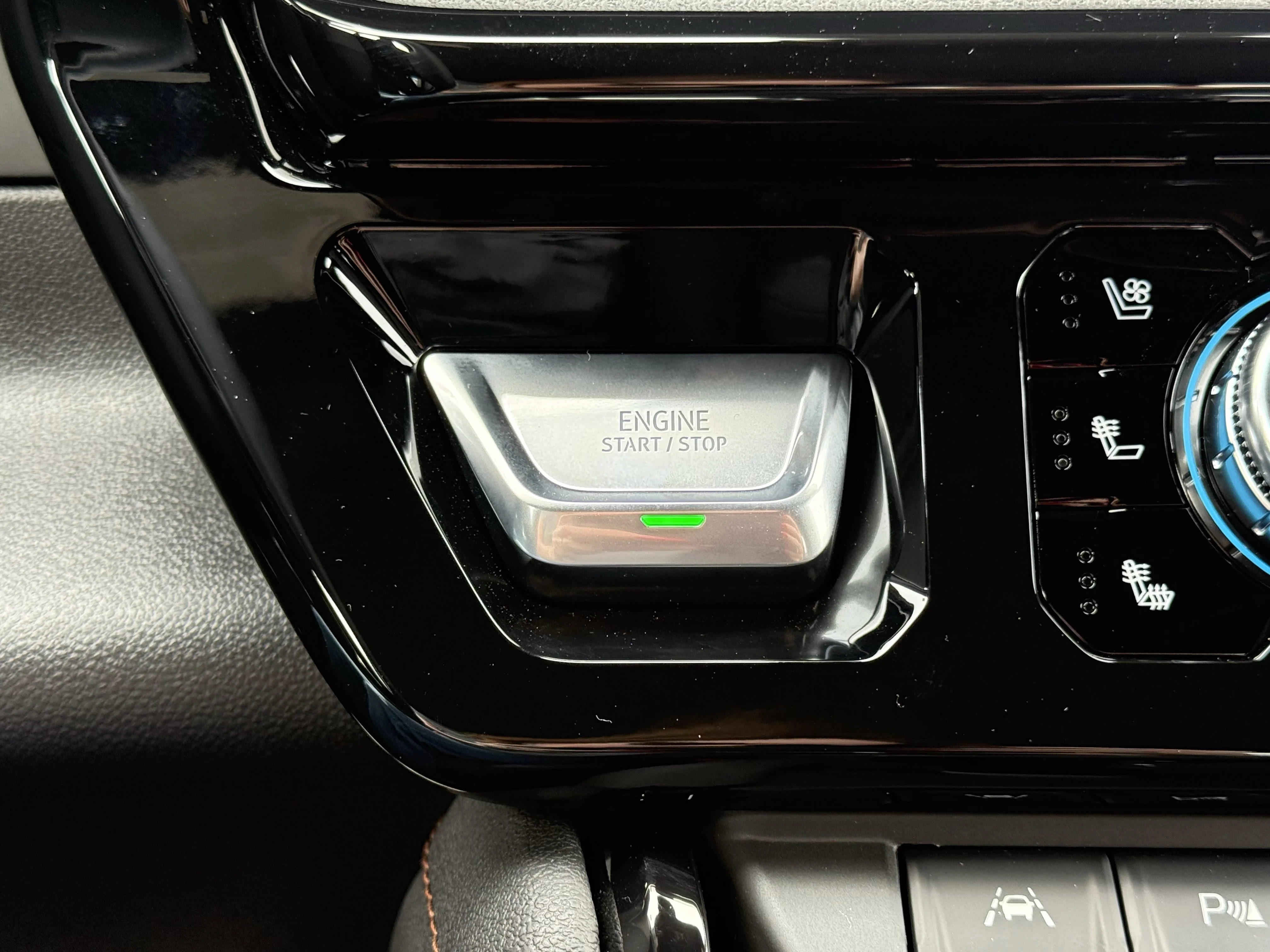 2026 GMC Sierra 1500 AT4 - Photo 26