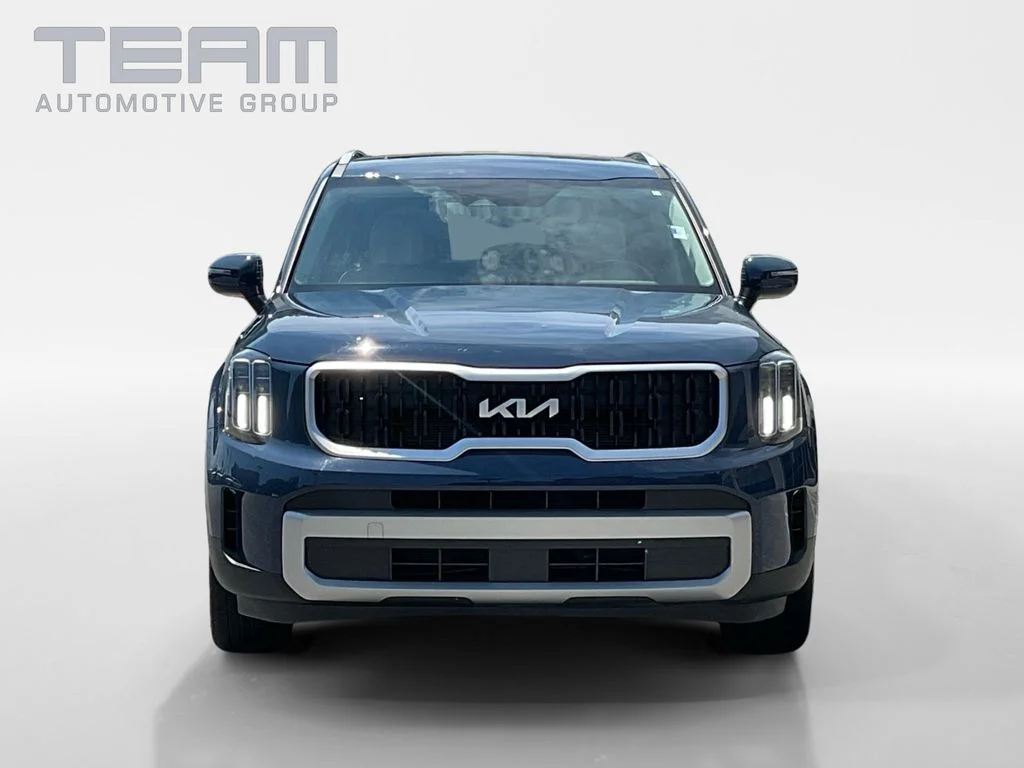 Used 2023 Black Kia EX image 2