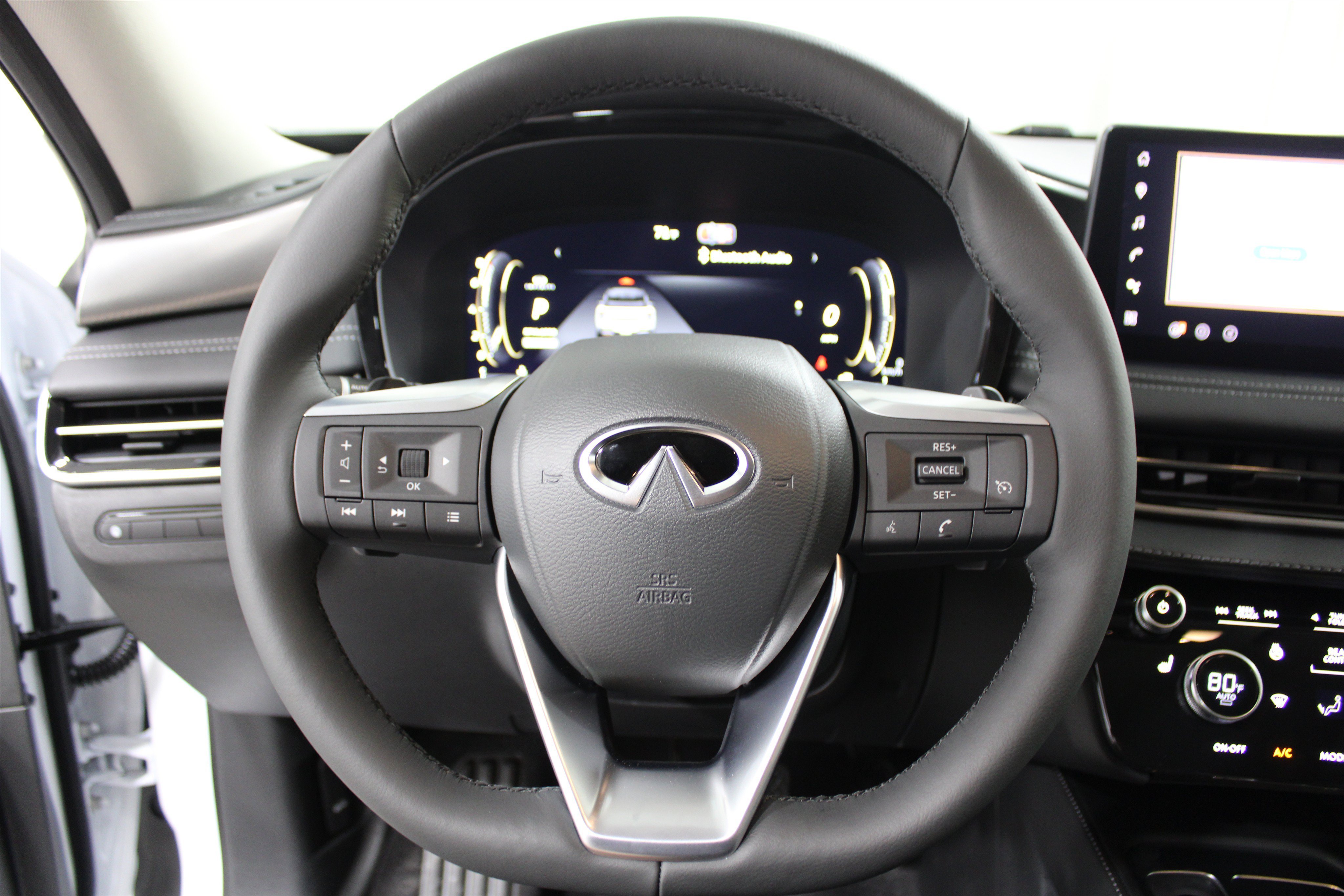 Used 2026 Radiant White INFINITI PURE image 9