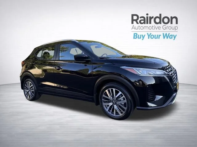 Used 2023 Super Black Nissan SV image 1