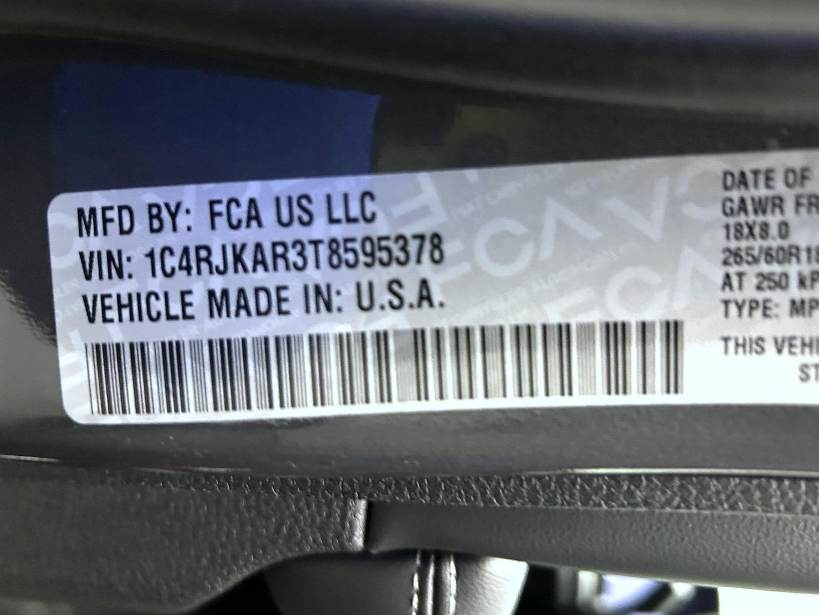 New 2026 Baltic Gray Metallic Clear-Coat Exterior Paint Jeep Altitude image 26