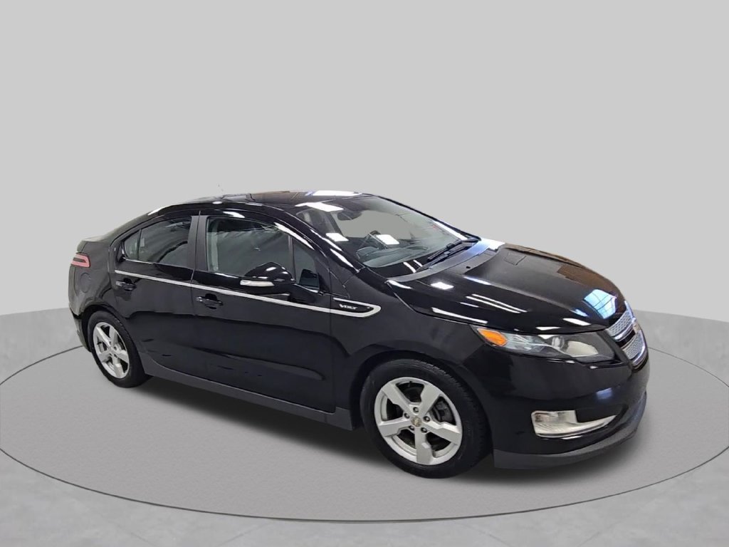 Used 2014 Chevrolet Volt Base with VIN 1G1RA6E41EU174252 for sale in Royal Oak, MI