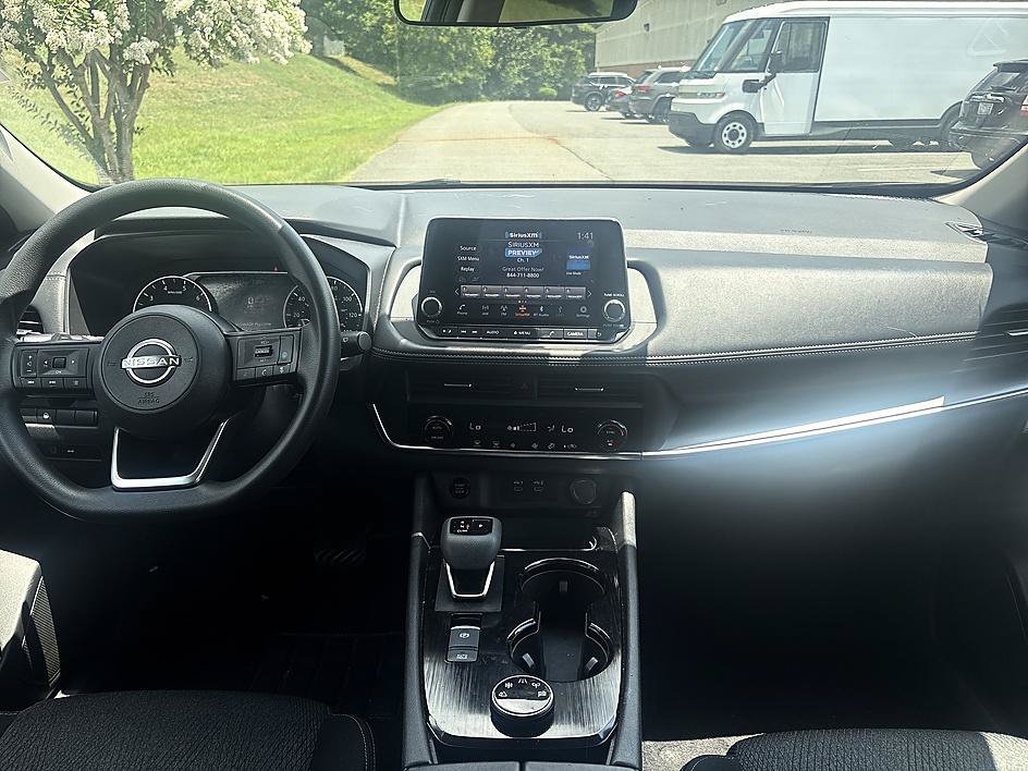 Used 2024 Super Black Nissan SV image 14