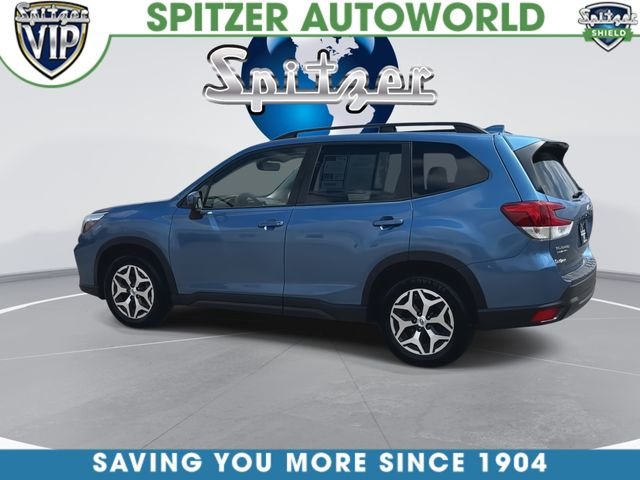 Used 2021 Blue Subaru Premium image 7